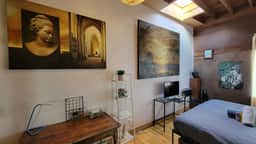 Large eclectic room in a Shared loft - Image 4