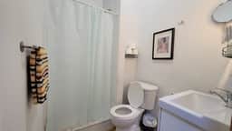 Closet Room in a Shared Loft - Image 4